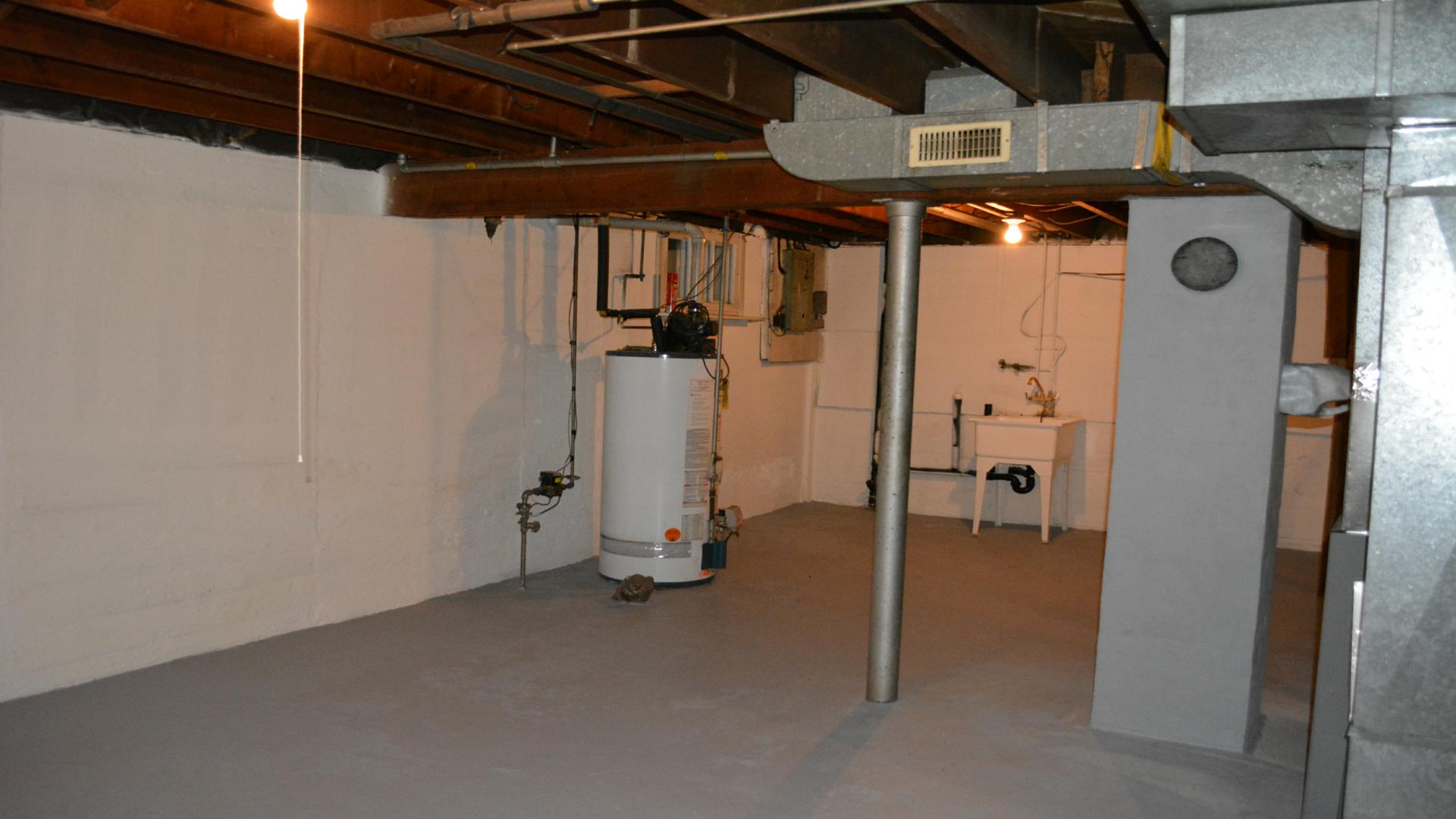 347 Lasalle Ave Oshawa, Ontario L1H 5Y8 - Basement View One